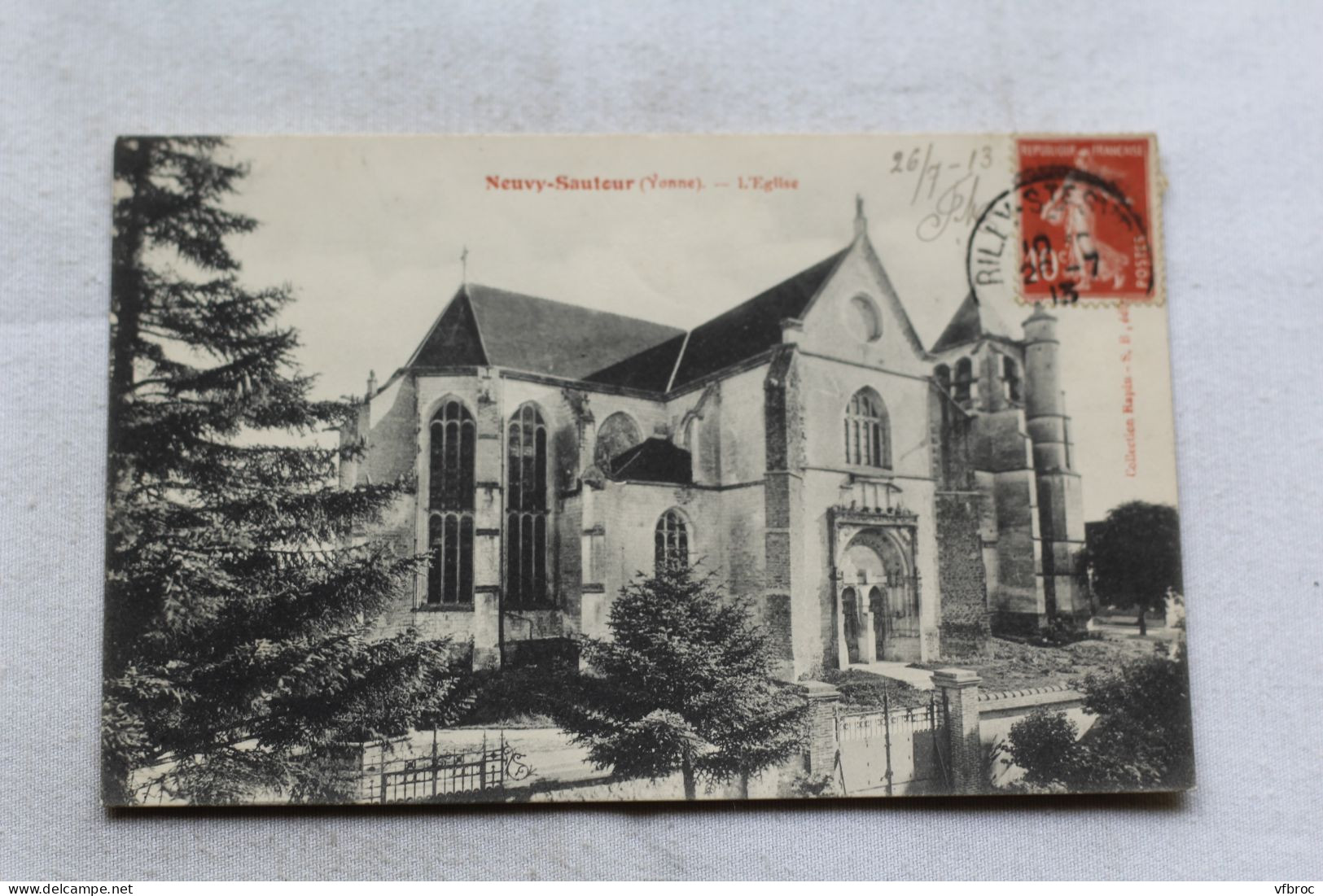 Cpa 1913, Neuvy Sautour, l'église, Yonne 89