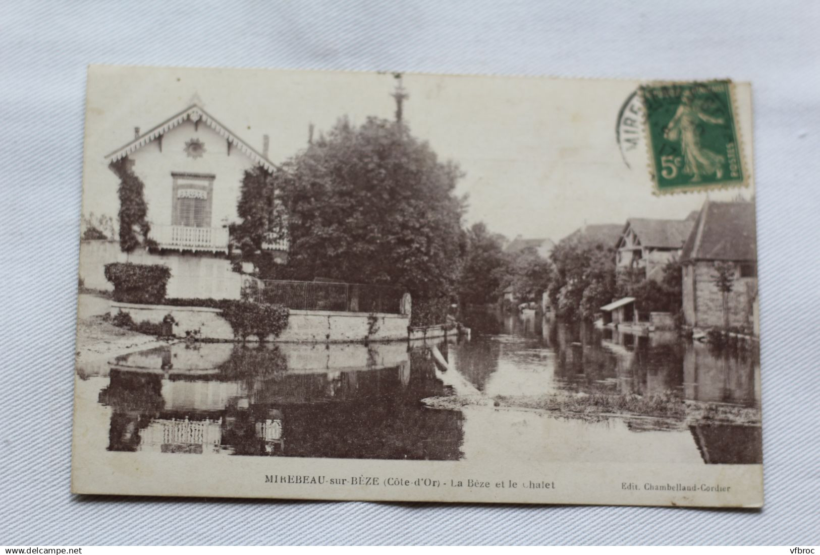 Cpa 1917, Mirebeau sur Bèze, la Bèze et le chalet, Cote d'Or 21