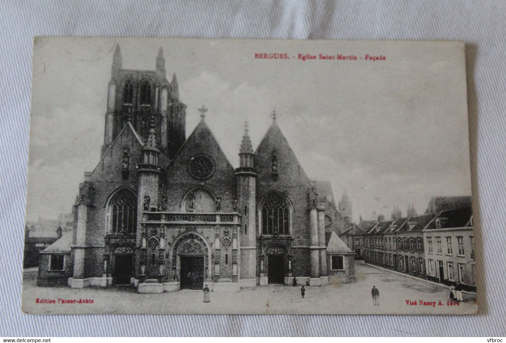 Cpa 1918, Bergues, église saint Martin, façade, Nord 59