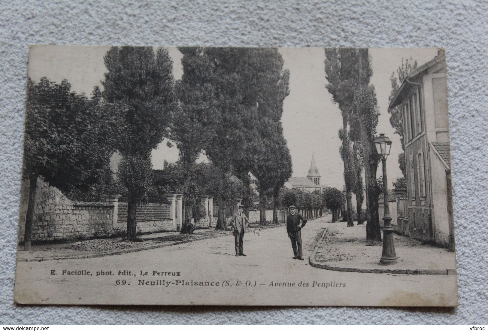 Cpa 1919, Neuilly Plaisance, avenue des peupliers, Seine saint Denis 93