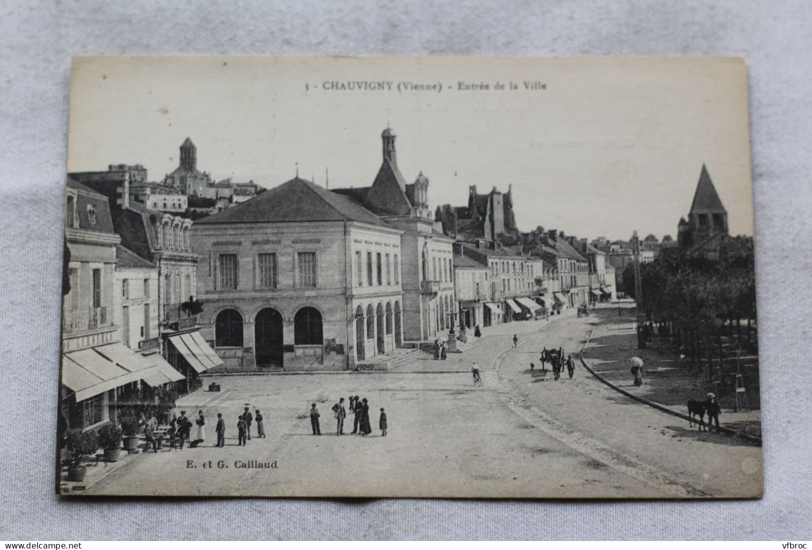 Cpa 1921, Chauvigny, entrée de la ville, Vienne 86