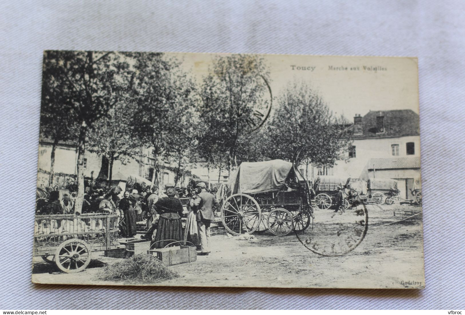Cpa 1923, Toucy, marché aux volailles, Yonne 89