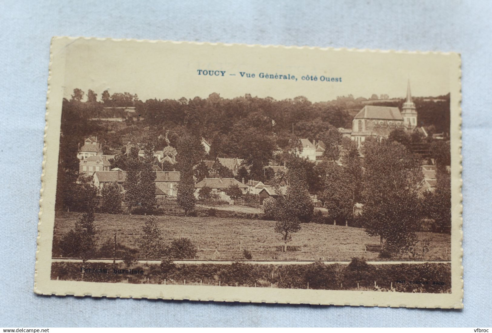 Cpa 1932, Toucy, vue générale, côté ouest, Yonne 89