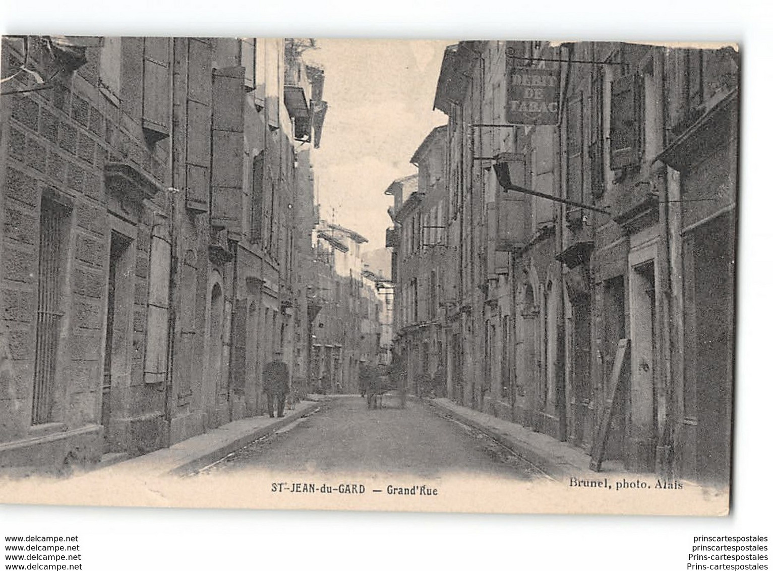 CPA 30 Saint Jean du Gard Grand Rue