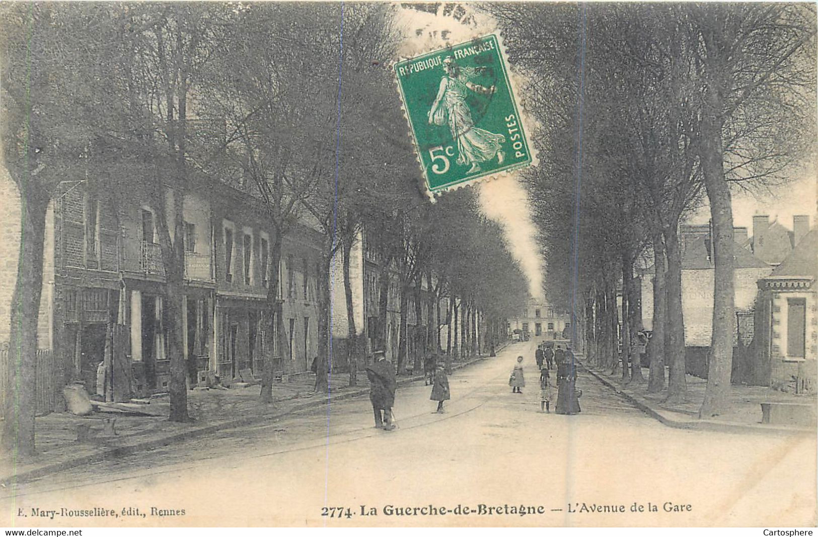 CPA 35 Ille et Vilaine La Guerche-de-Bretagne l'Avenue de la Gare