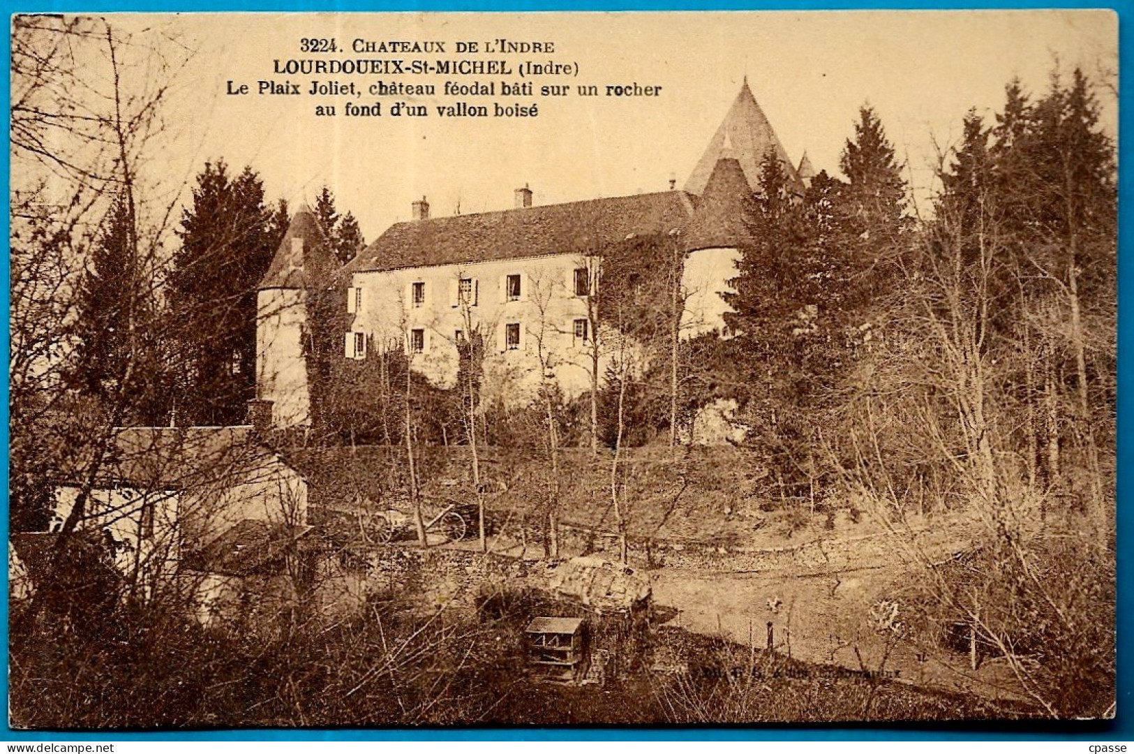 CPA 36 "Châteaux de l'Indre" LOURDOUEIX-SAINT-MICHEL St - LE PLAIX JOLIET Château féodal