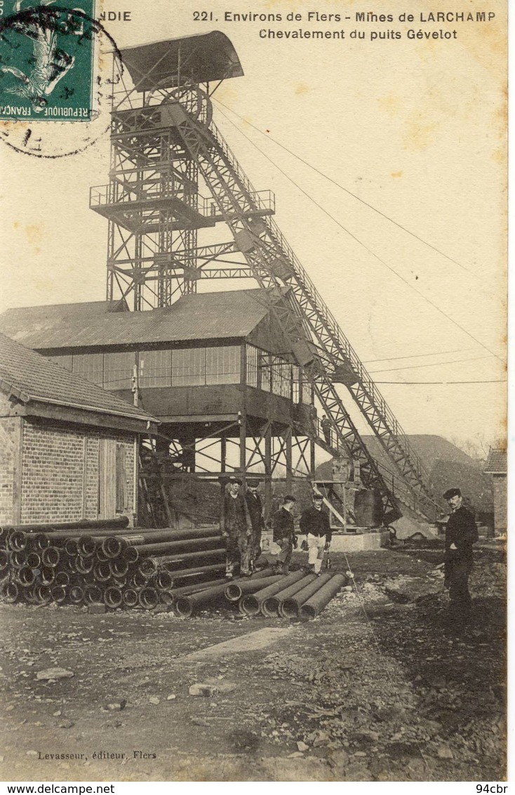 CPA (61) mines de LARCHAMP chevalement du puits gevelet (parfait etat )
