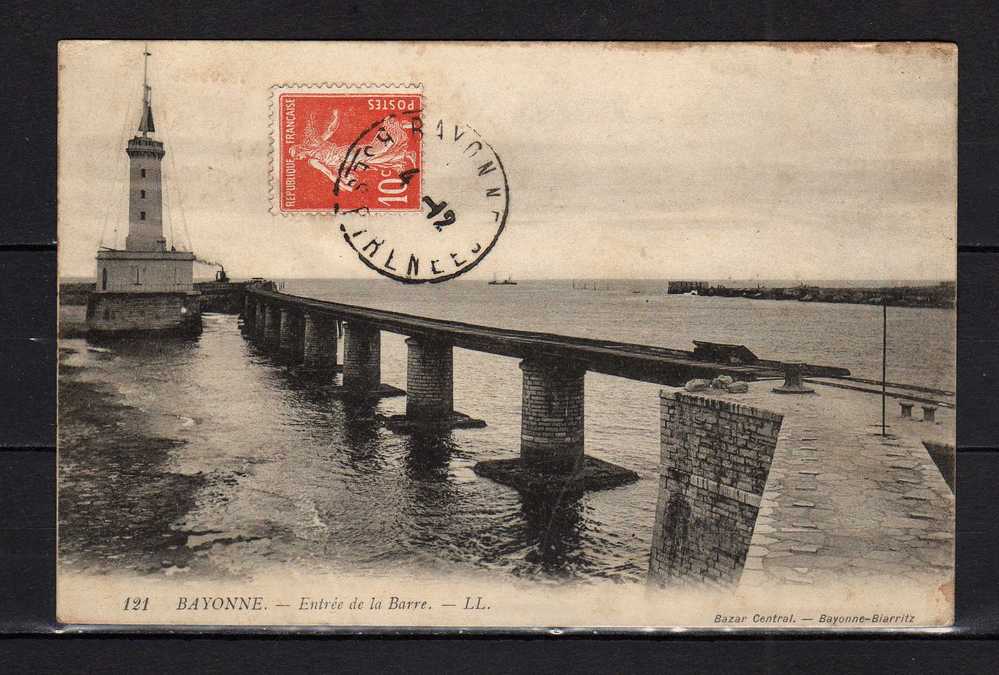 CPA 64 -  Bayonne - Entrée de la Barre - LL