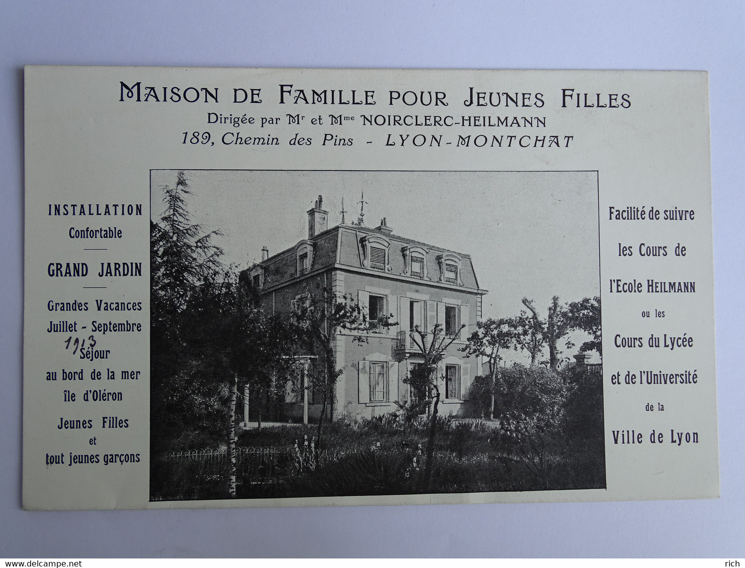 CPA 69 Rhone - LYON 3 - Maison de famille pour jeunes filles 189 chemin des Pins - LYON MONCHAT