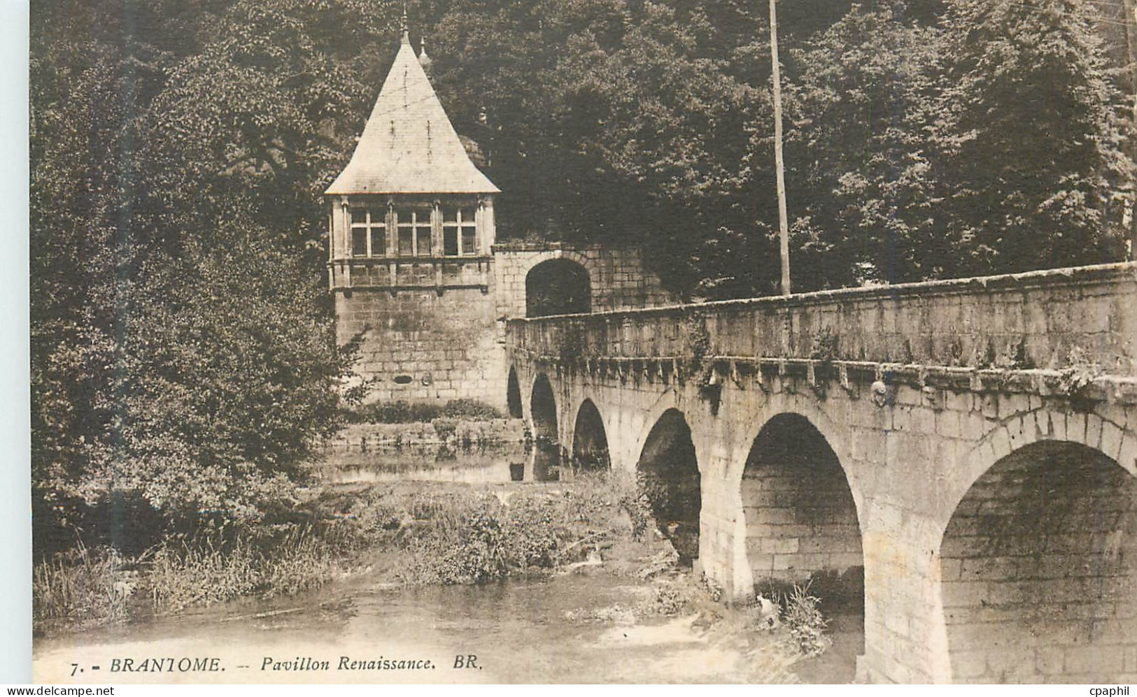 CPA 7 brantome pavillon renaissance