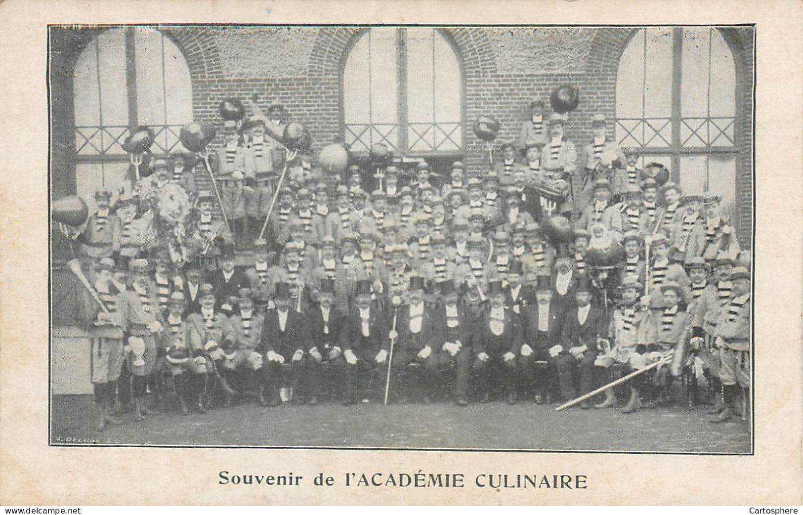 CPA 75 Paris > Arrondissement > Arrondissement: 10 Souvenir de l'Académie Culinaire de France Rue de Paradis