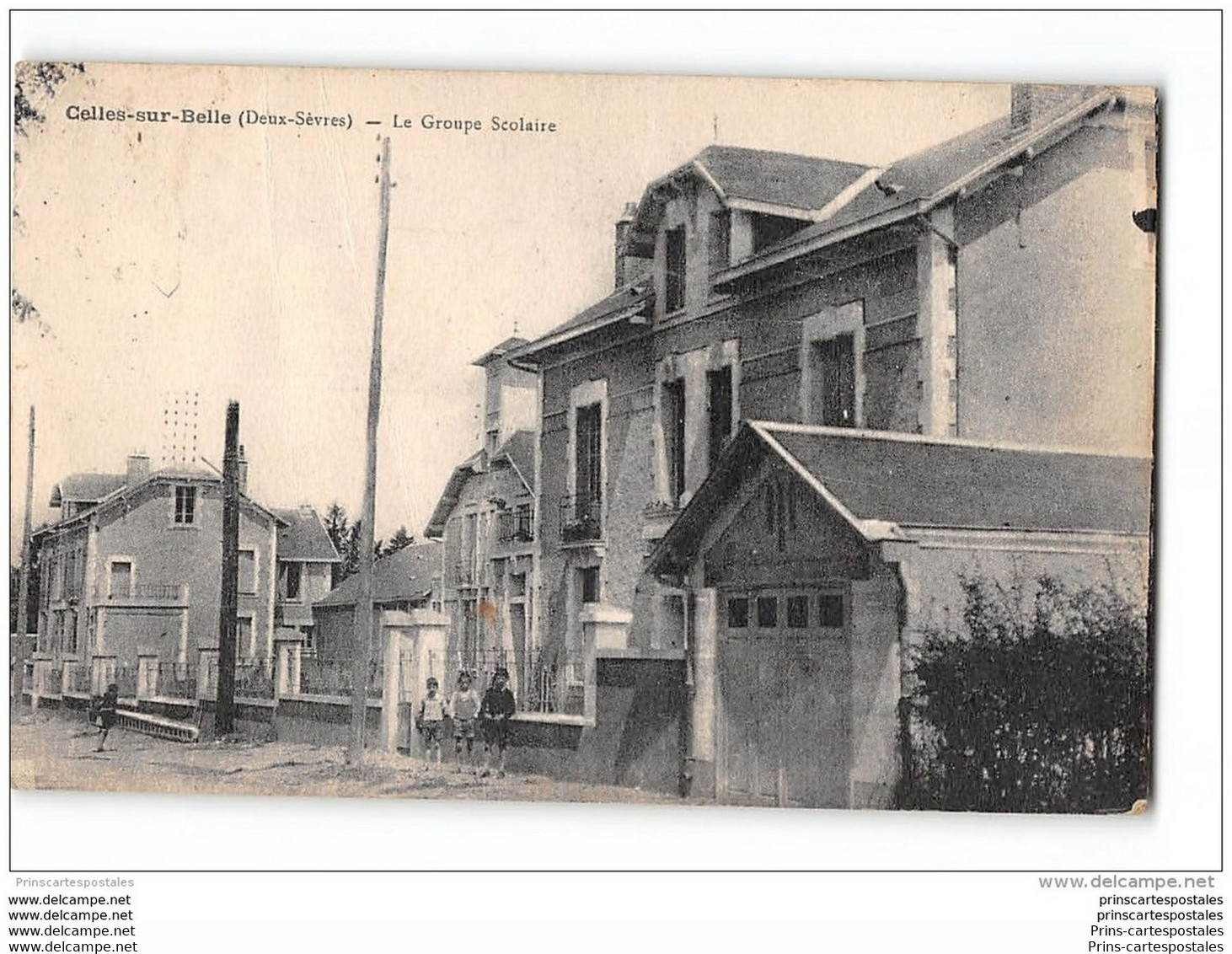 CPA 79 Celles sur Belle le groupe scolaire