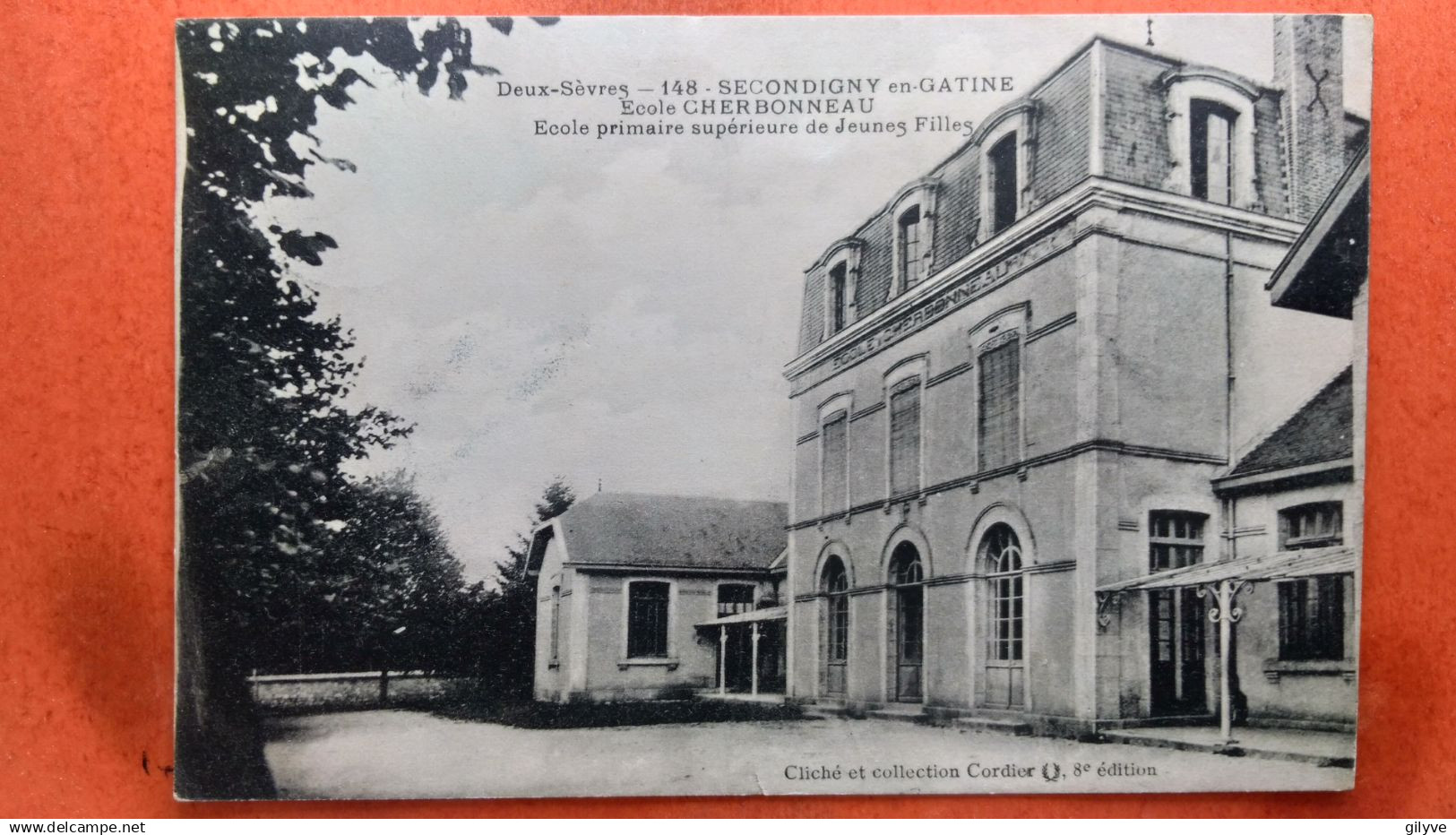 CPA (79) SECONDIGNY en Gatine. Ecole CHERBONNEAU. (9A.n°1604)