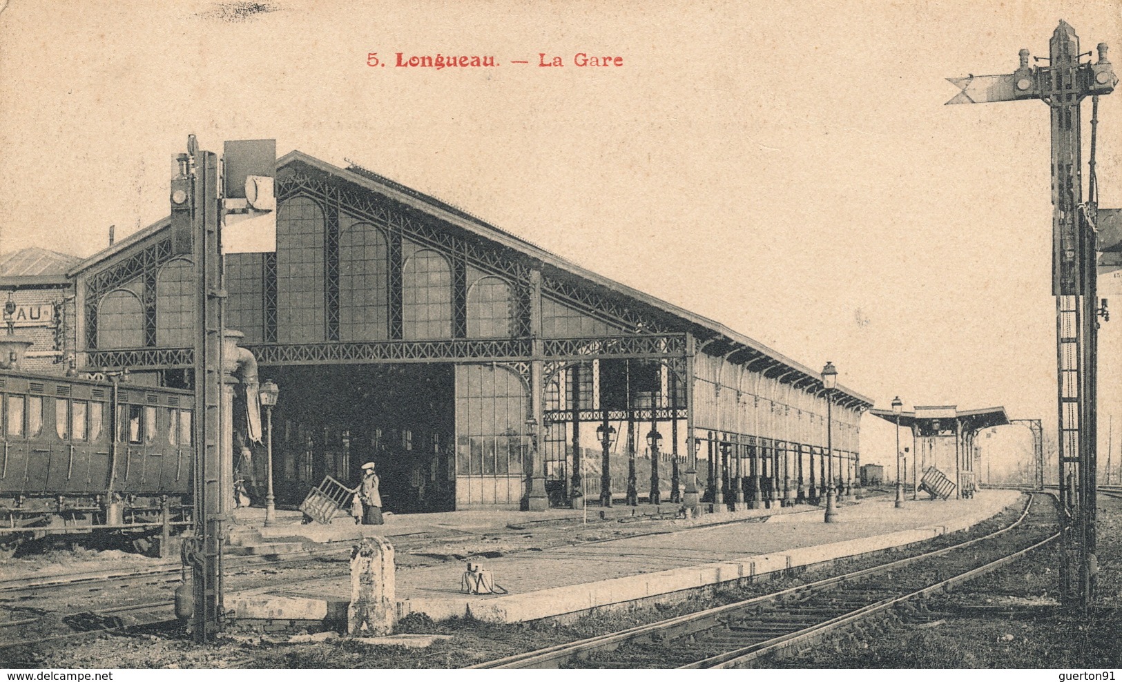 (CPA 80)  LONGUEAU  /  La Gare -
