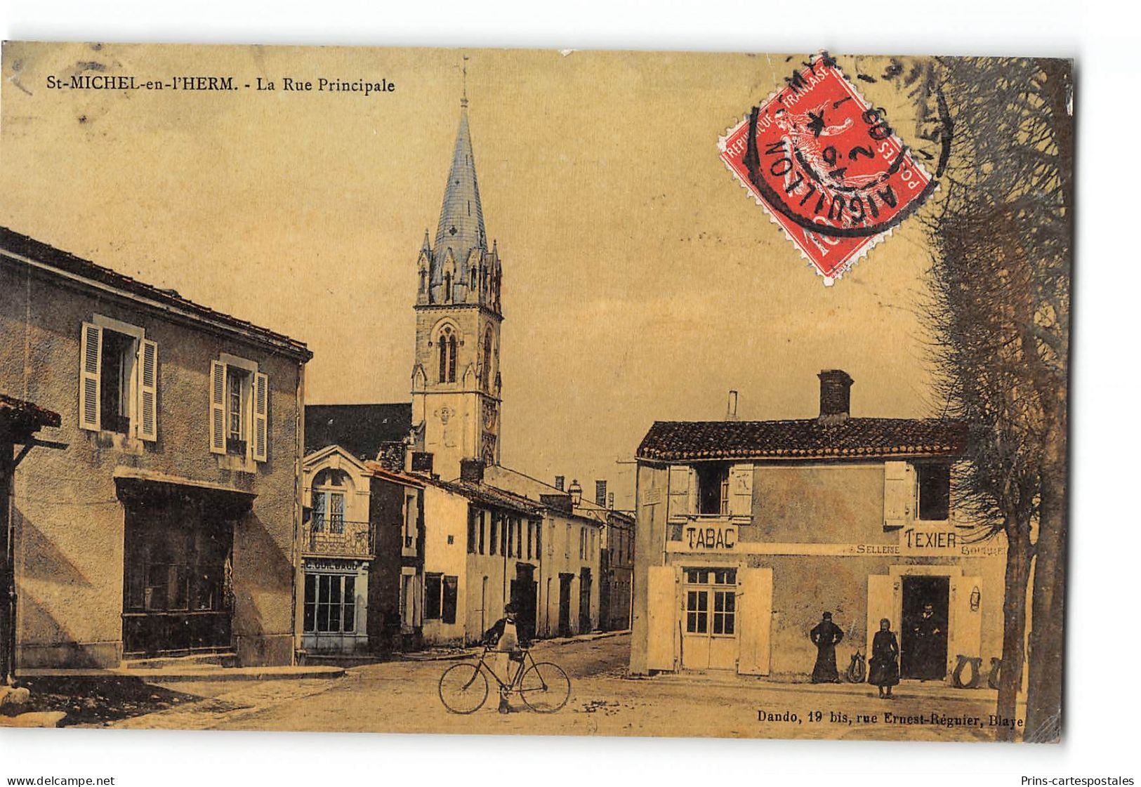 CPA 85 Saint Michel en L'herm la Rue Principale