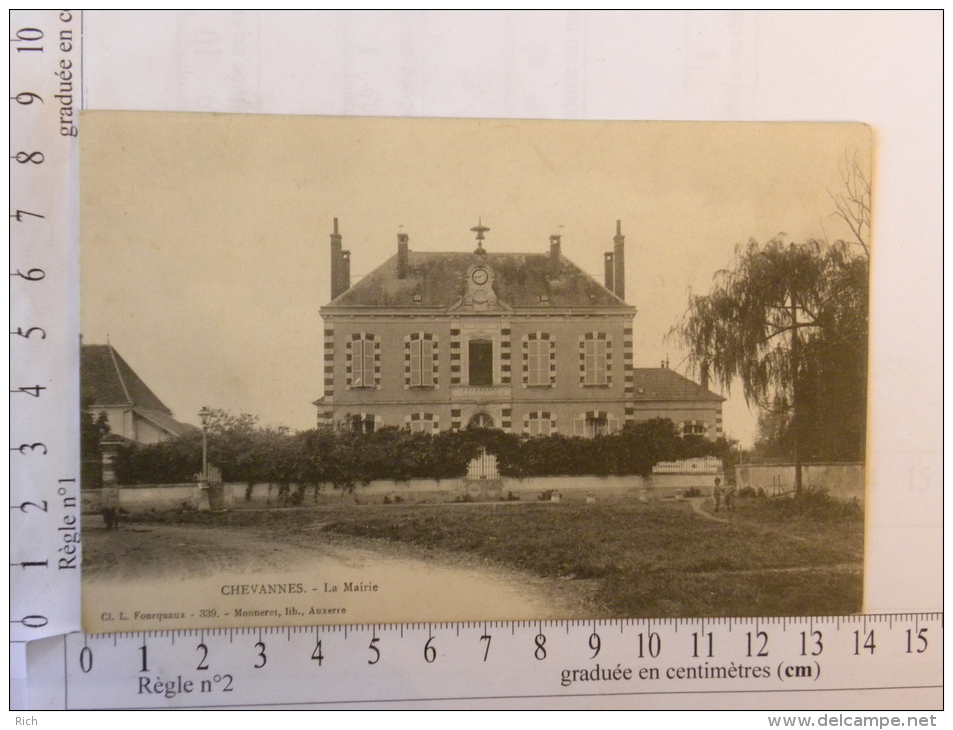 CPA  (89) Yonne - CHEVANNES - La Mairie