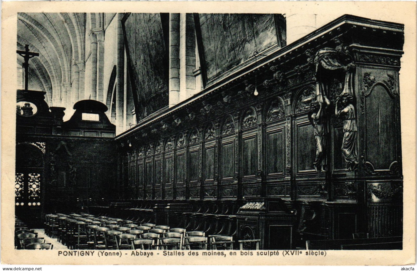 CPA Abbaye de Pontigny Église Stalles (1184051)