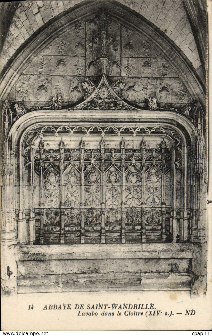 CPA Abbaye De Saint Wandrille Lavabo Dans Le Cloitre