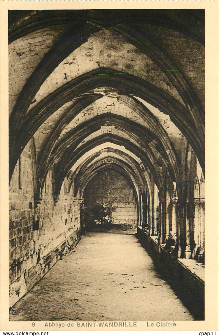 CPA Abbaye de Saint Wandrille Le cloitre