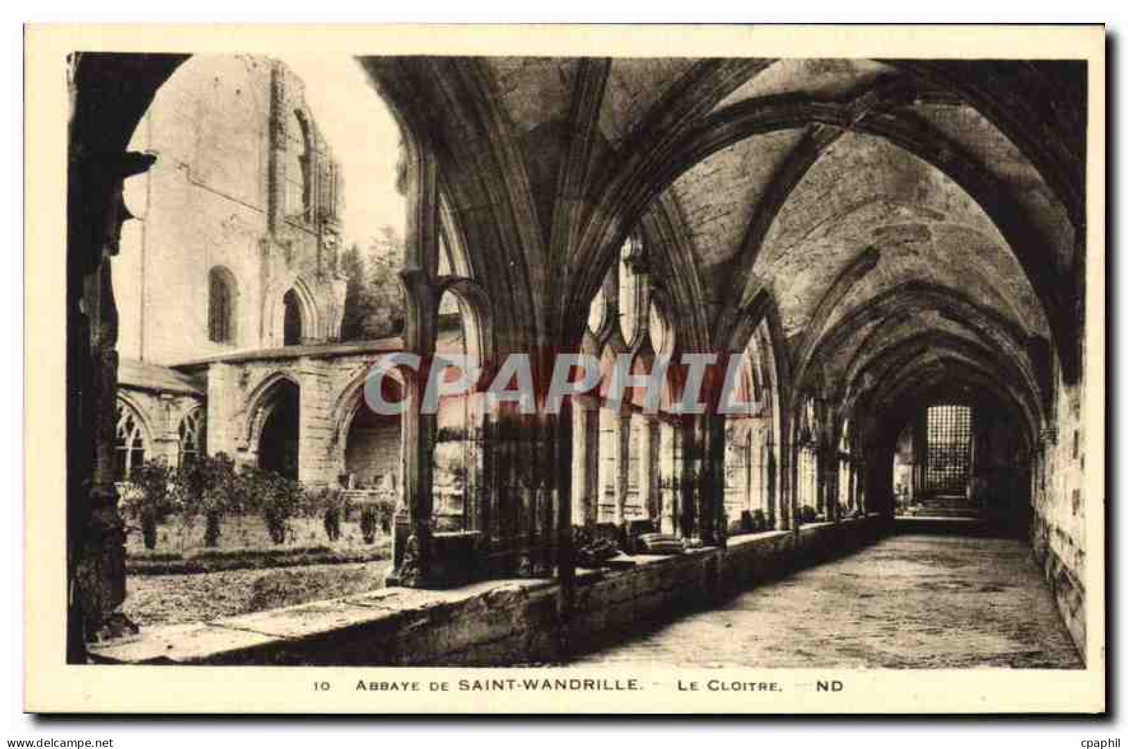 CPA Abbaye de Saint Wandrille Le Cloitre