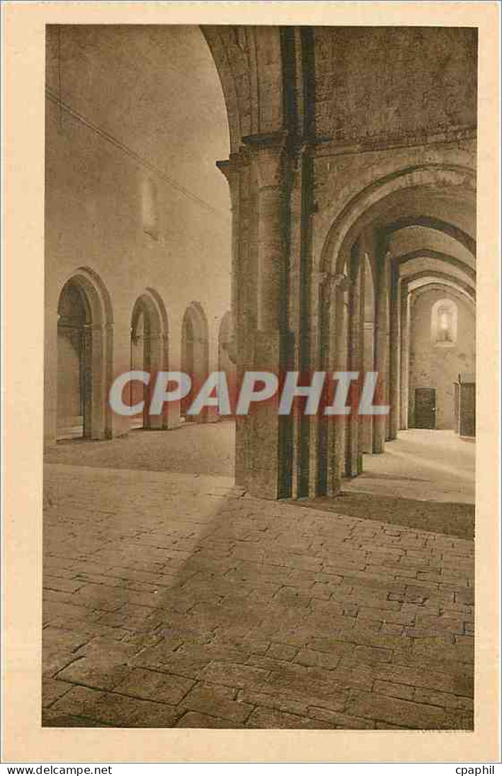 CPA Abbaye de Senanque Gordes Vaucluse Eglise Abbatiale nef et bas cote