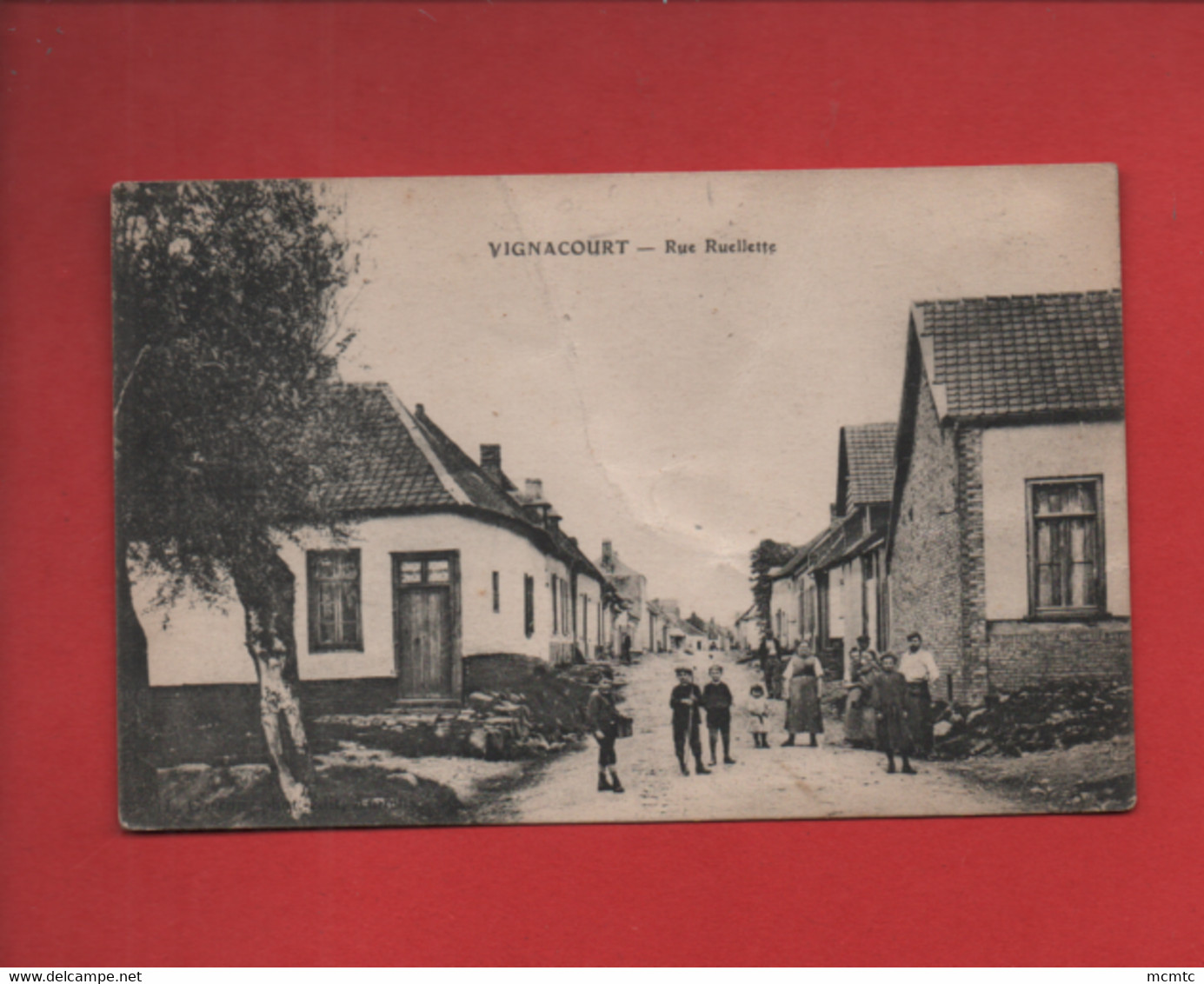 CPA abîmée - Vignacourt  - Rue Ruellette