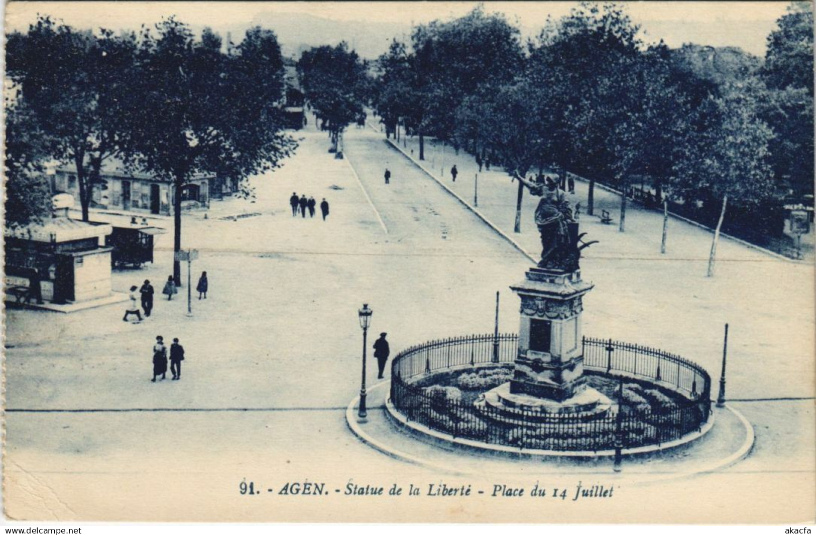 CPA Agen Statue de la Liberte FRANCE (1171441)