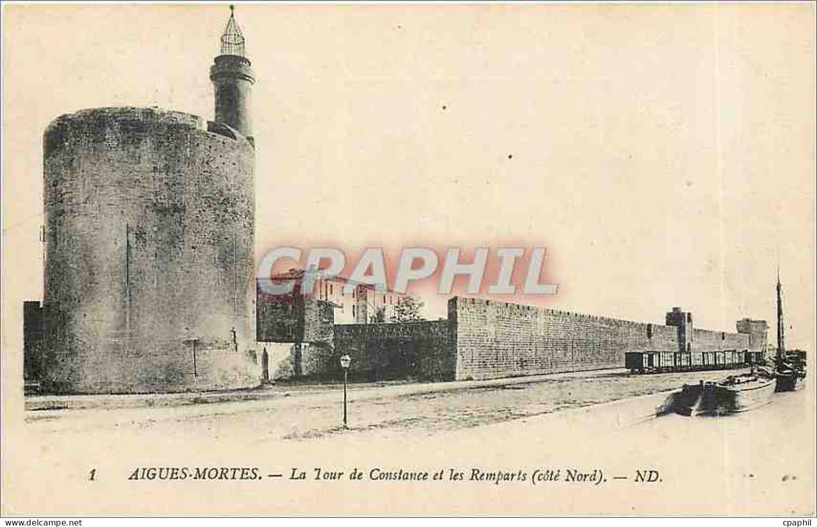 CPA Aigues Mortes La Tour de Constance et les Remparts cote Nord