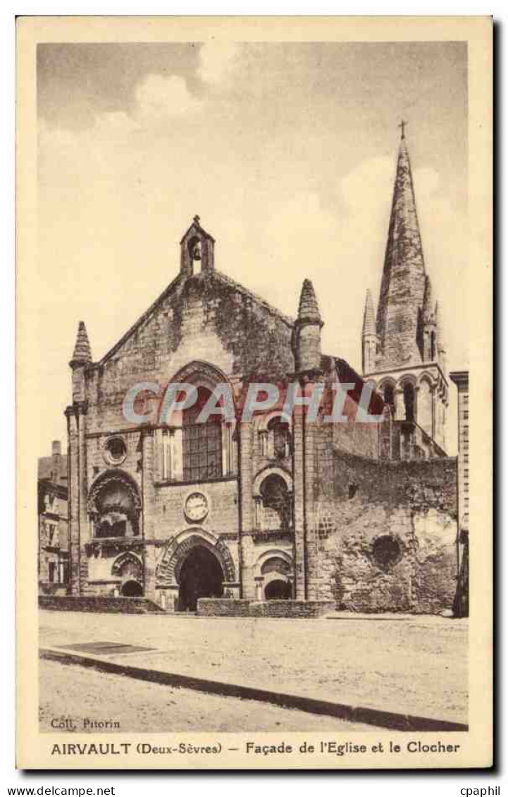 CPA Airvault Facade de l'eglise et le clocher