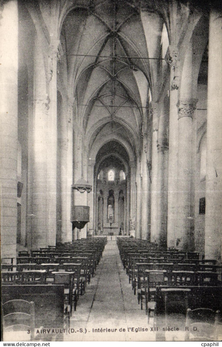 CPA Airvault Interieur de I Eglise XII siecle