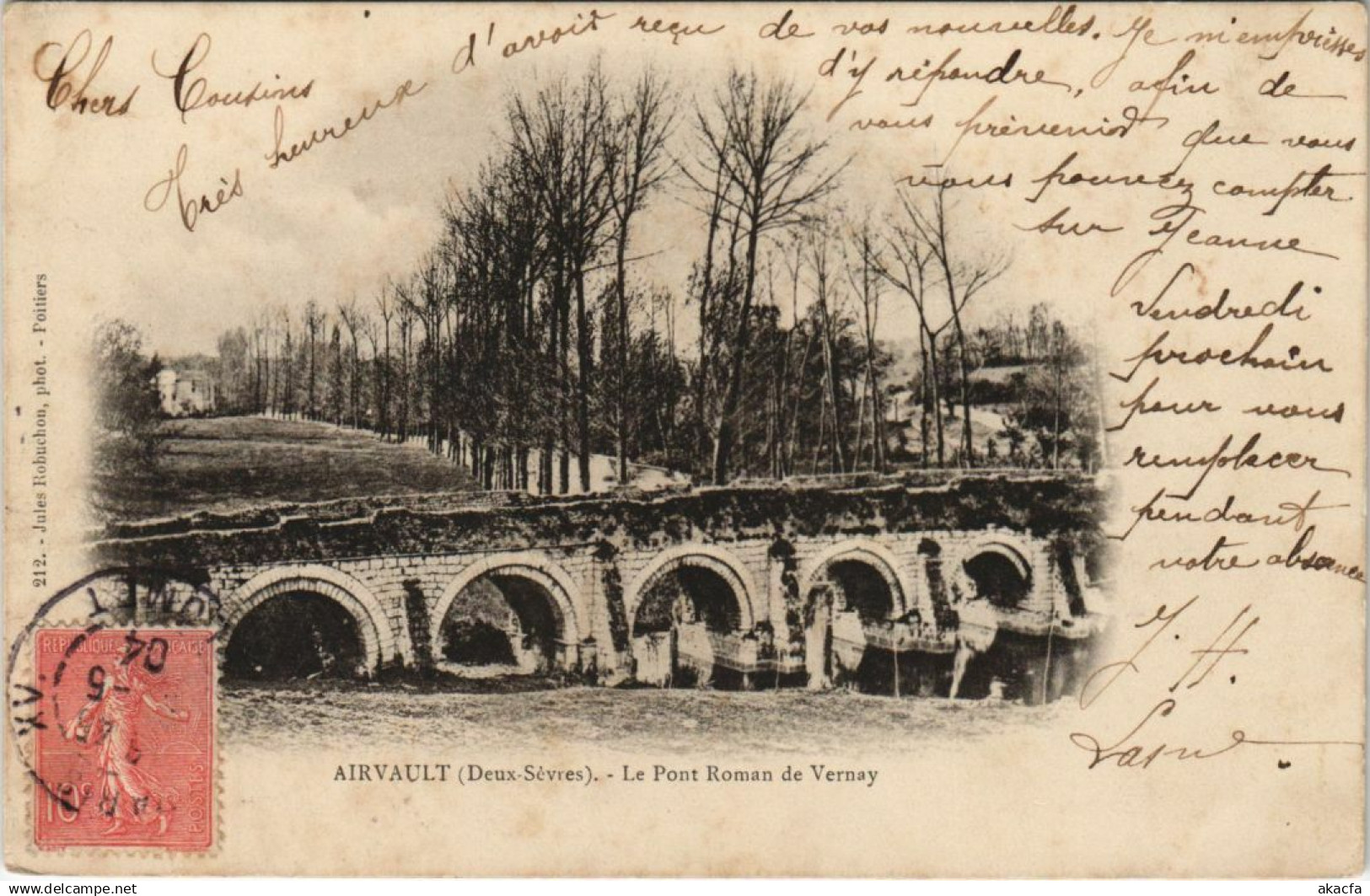 CPA AIRVAULT Le Pont Roman de Vernay (1141108)