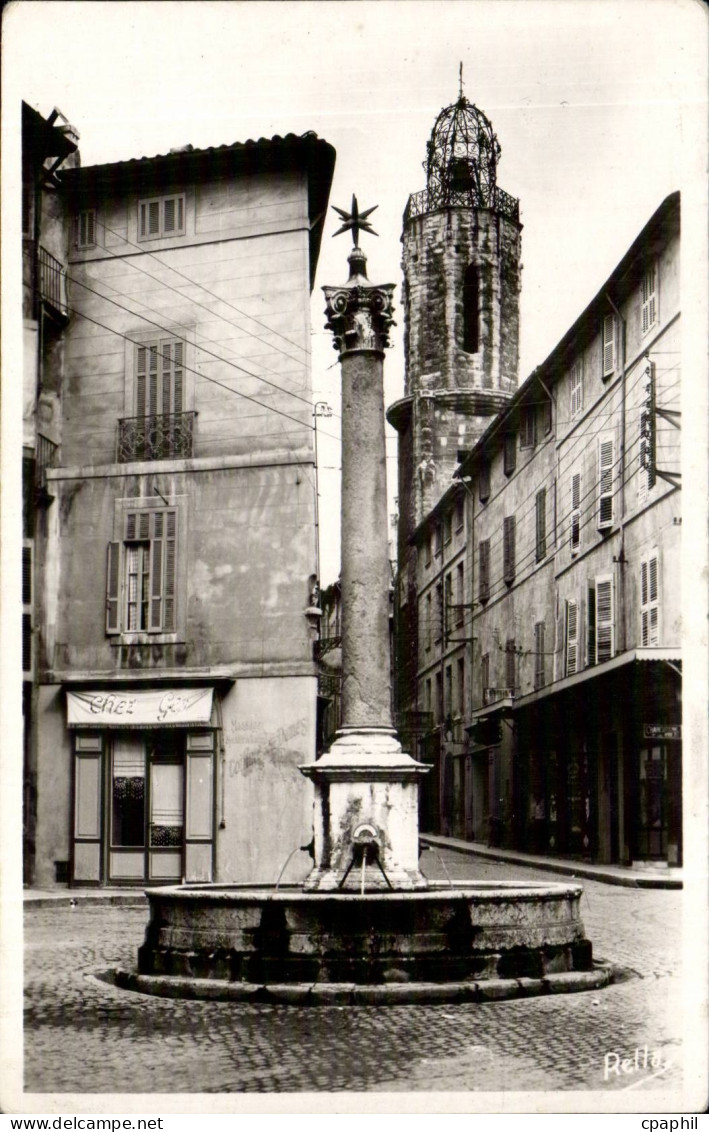 CPA Aix en Provence Fontaine des Augustins
