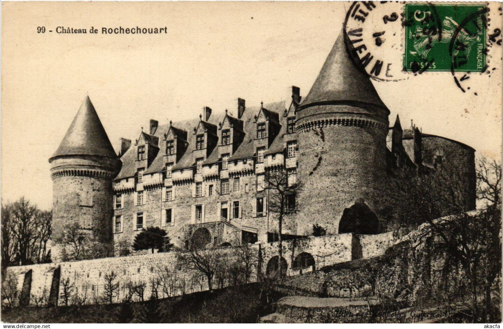 CPA AK Chateau de ROCHECHOUART (390644)