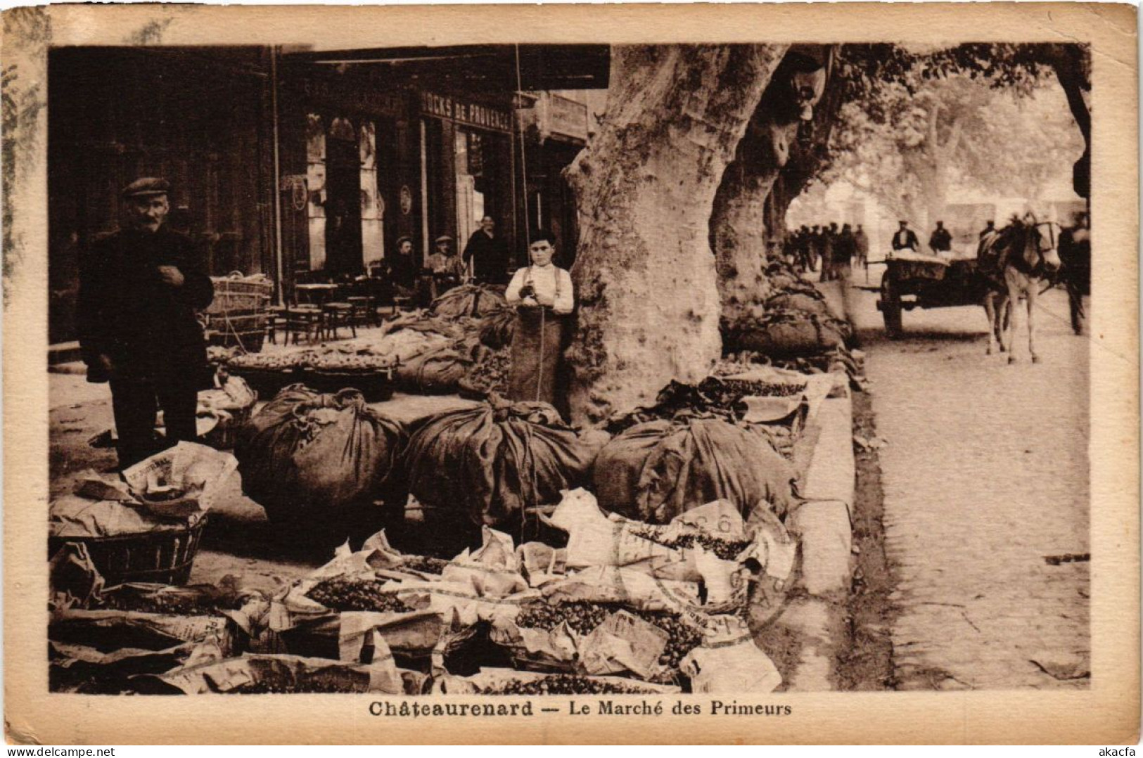CPA AK CHATEAURENARD - Le Marche des Primeurs (215000)
