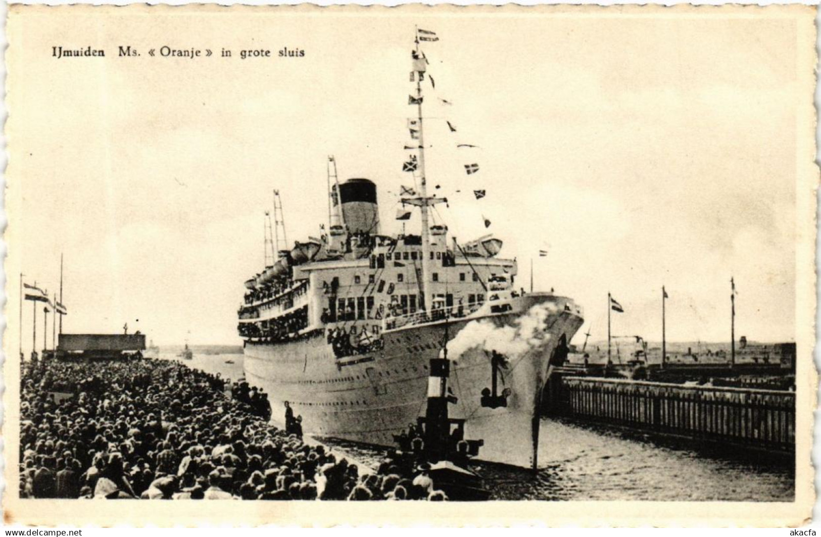 CPA AK IJMUIDEN Ms. Oranje in groote sluis NETHERLANDS (603956)