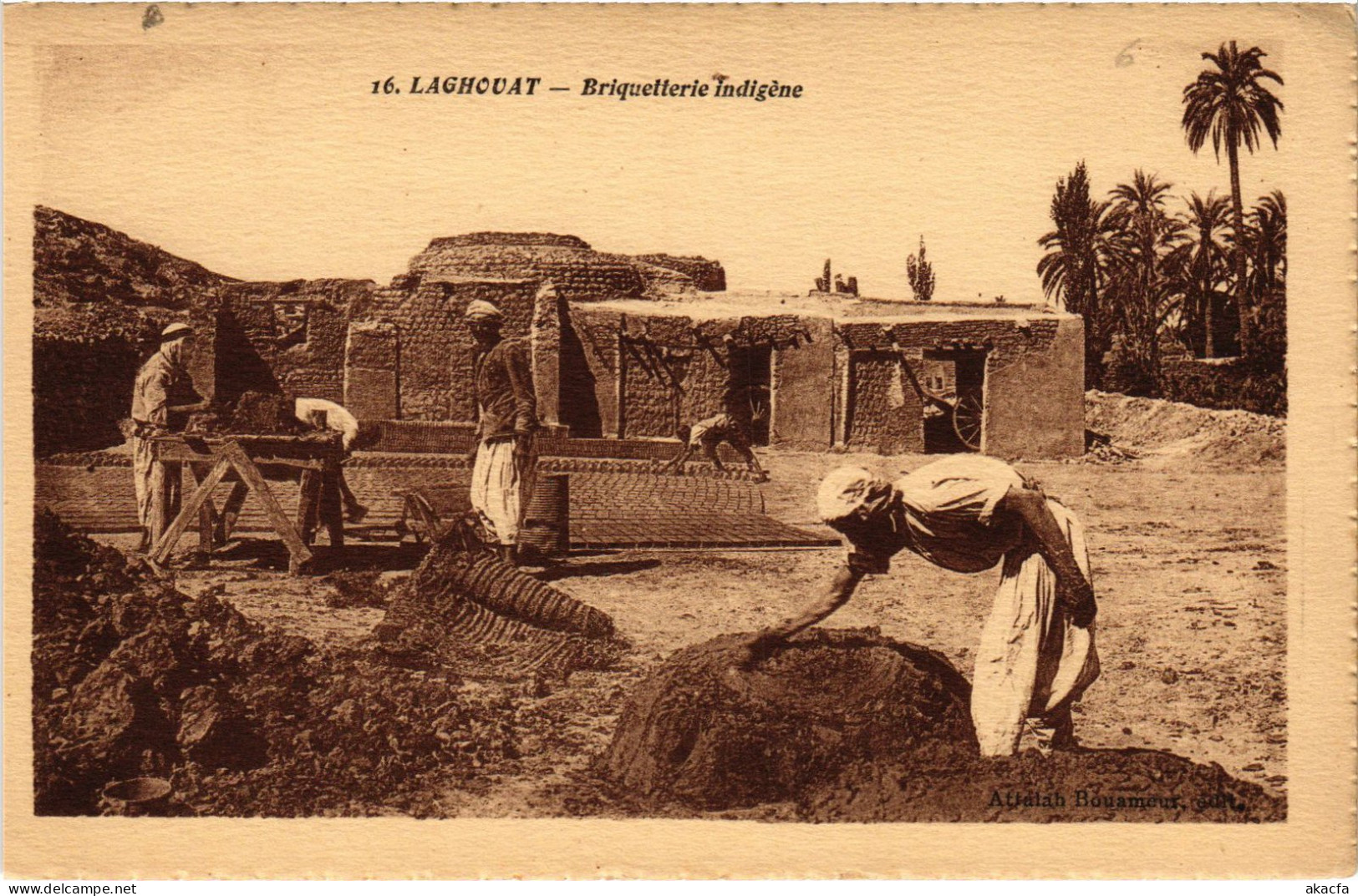 CPA AK LAGHOUAT Briquetterie Indigene ALGERIA (1388625)