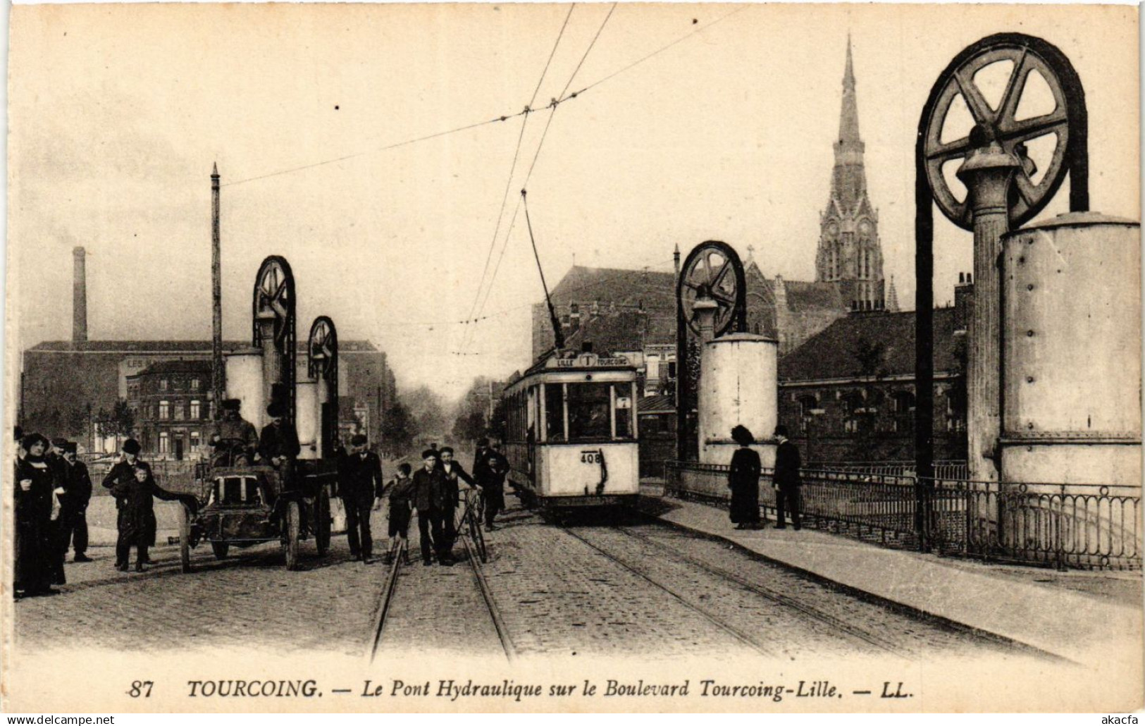 CPA AK TOURCOING - Pont Hydraulique sur Boulevard TOURCOING-Lille (391516)