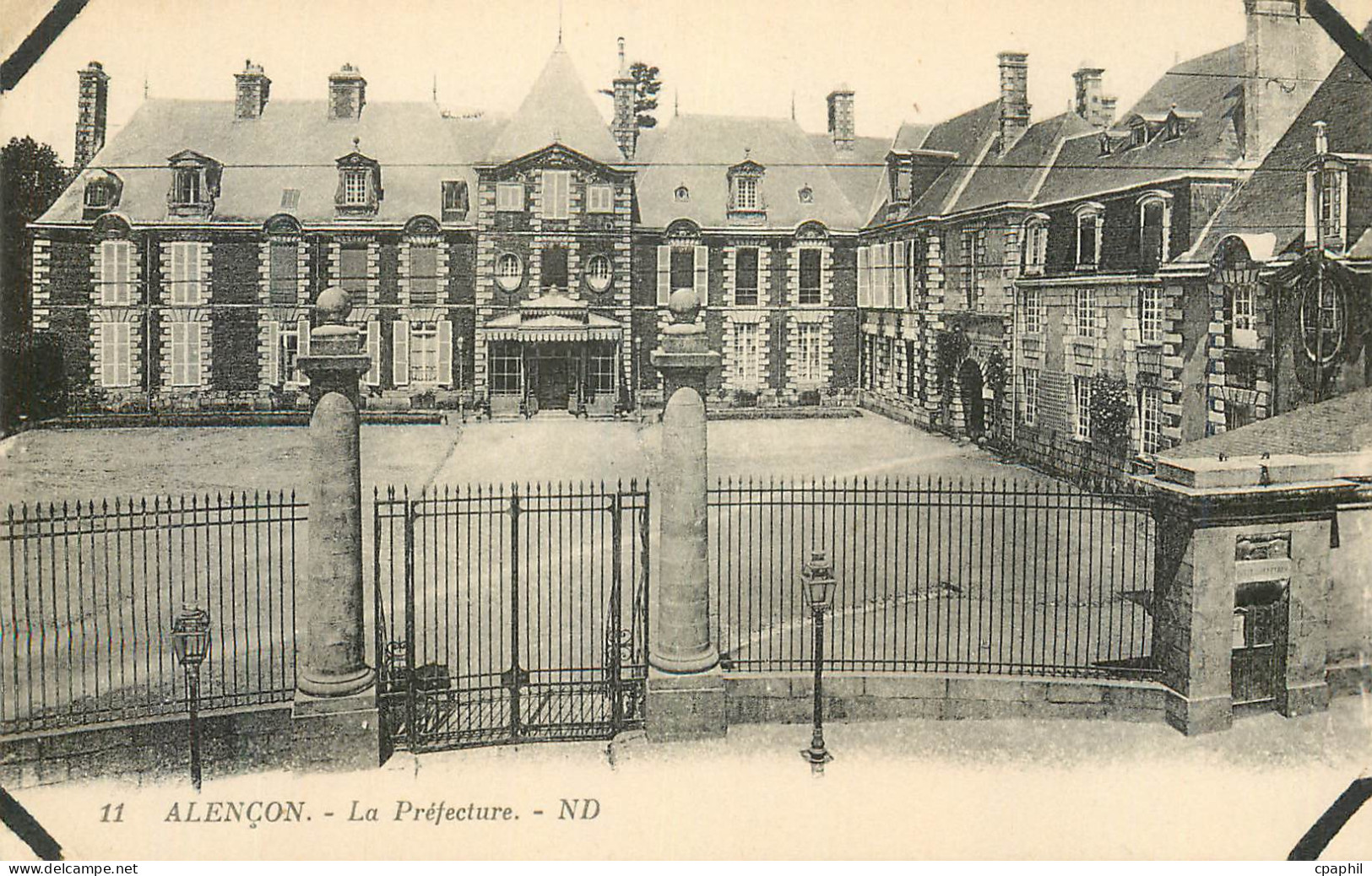 CPA Alencon La Prefecture