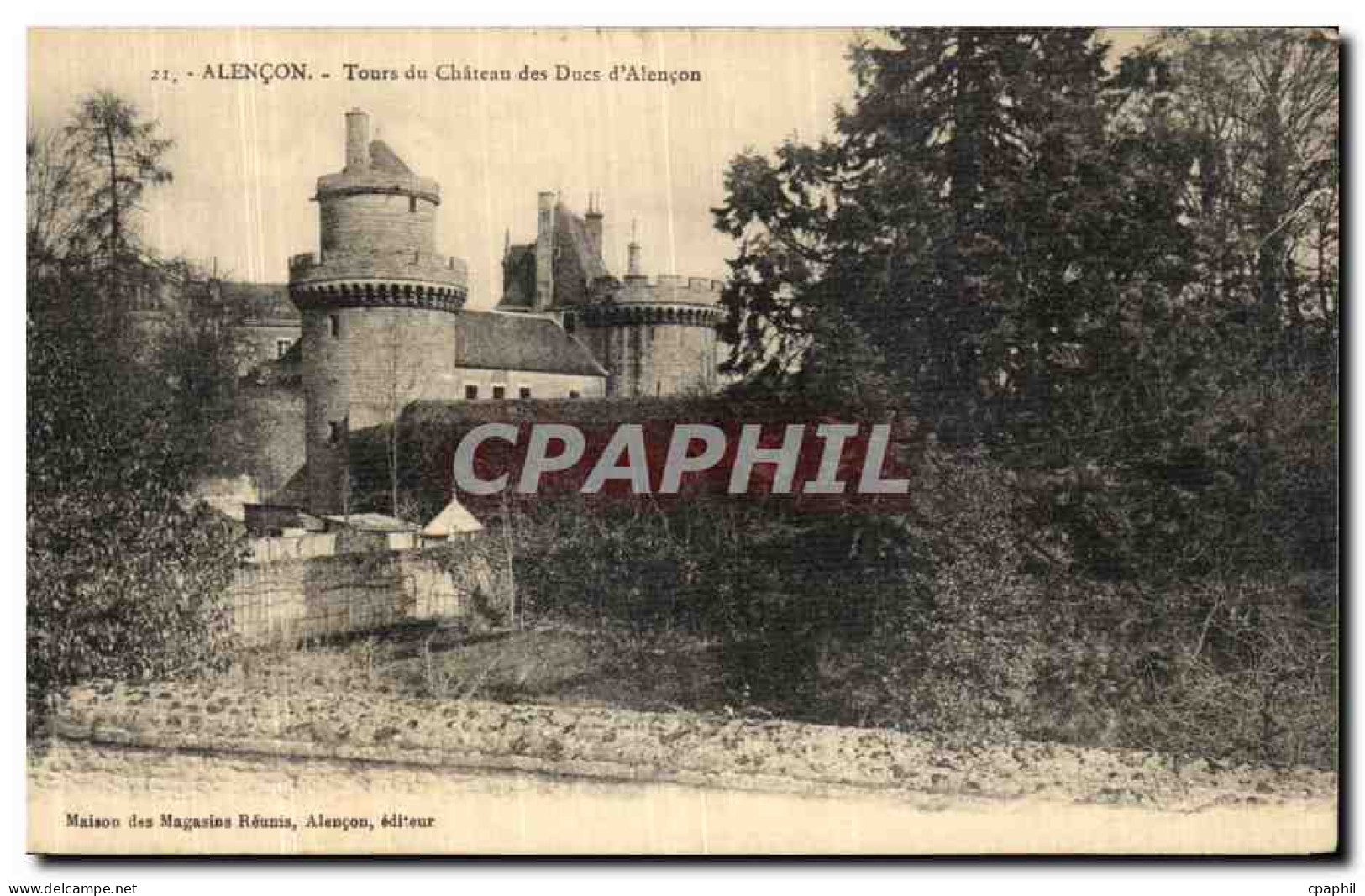 CPA Alencon Tours du Chateau des Ducs d Alencon