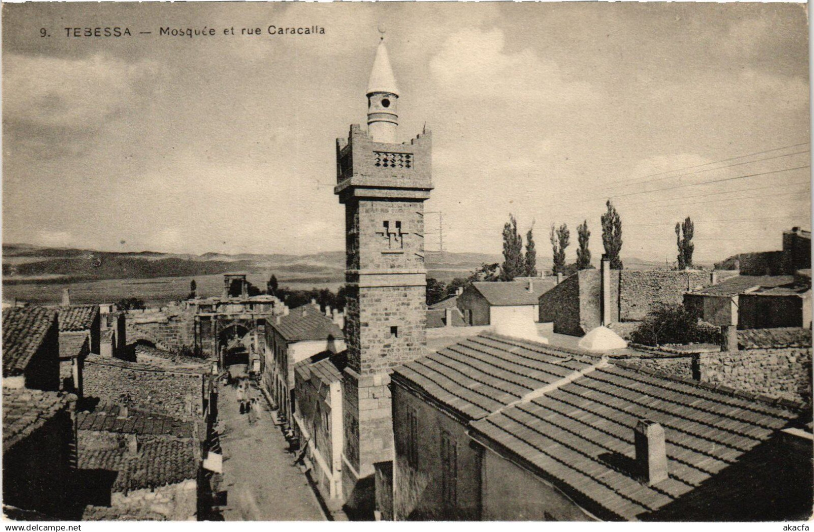 CPA ALGERIA TEBESSA Mosquee et Rue Caracalla (1357145)