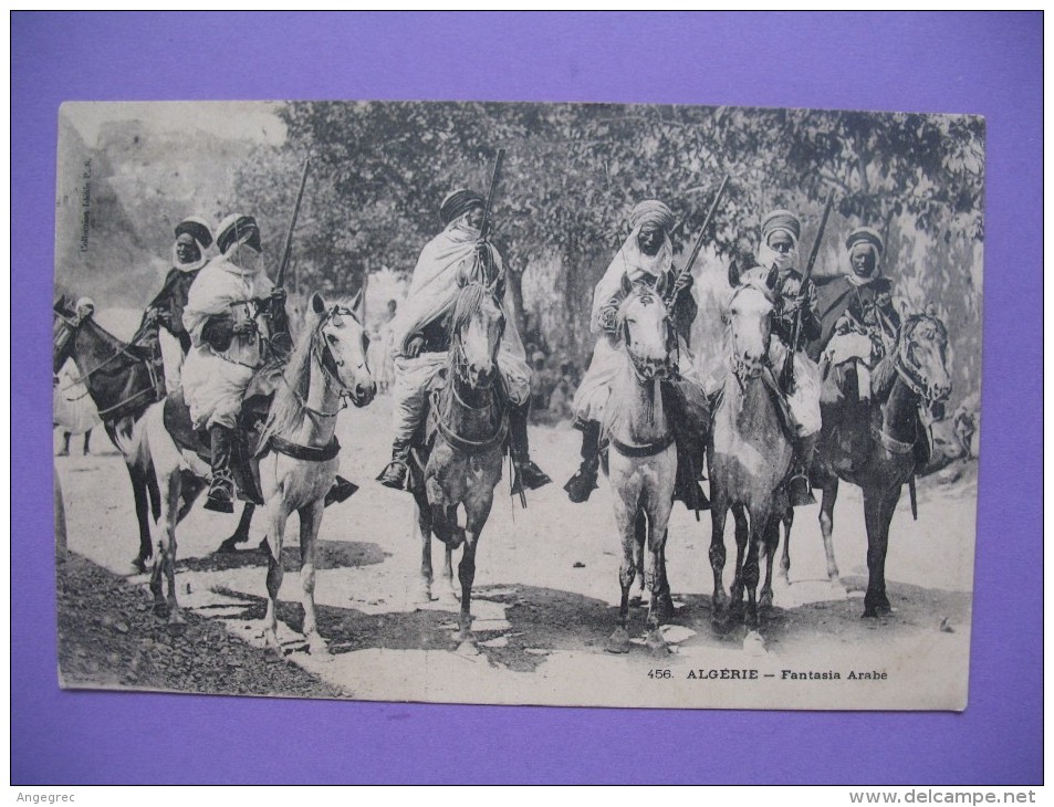 CPA   Algérie  " Fantasia  Arabe  "