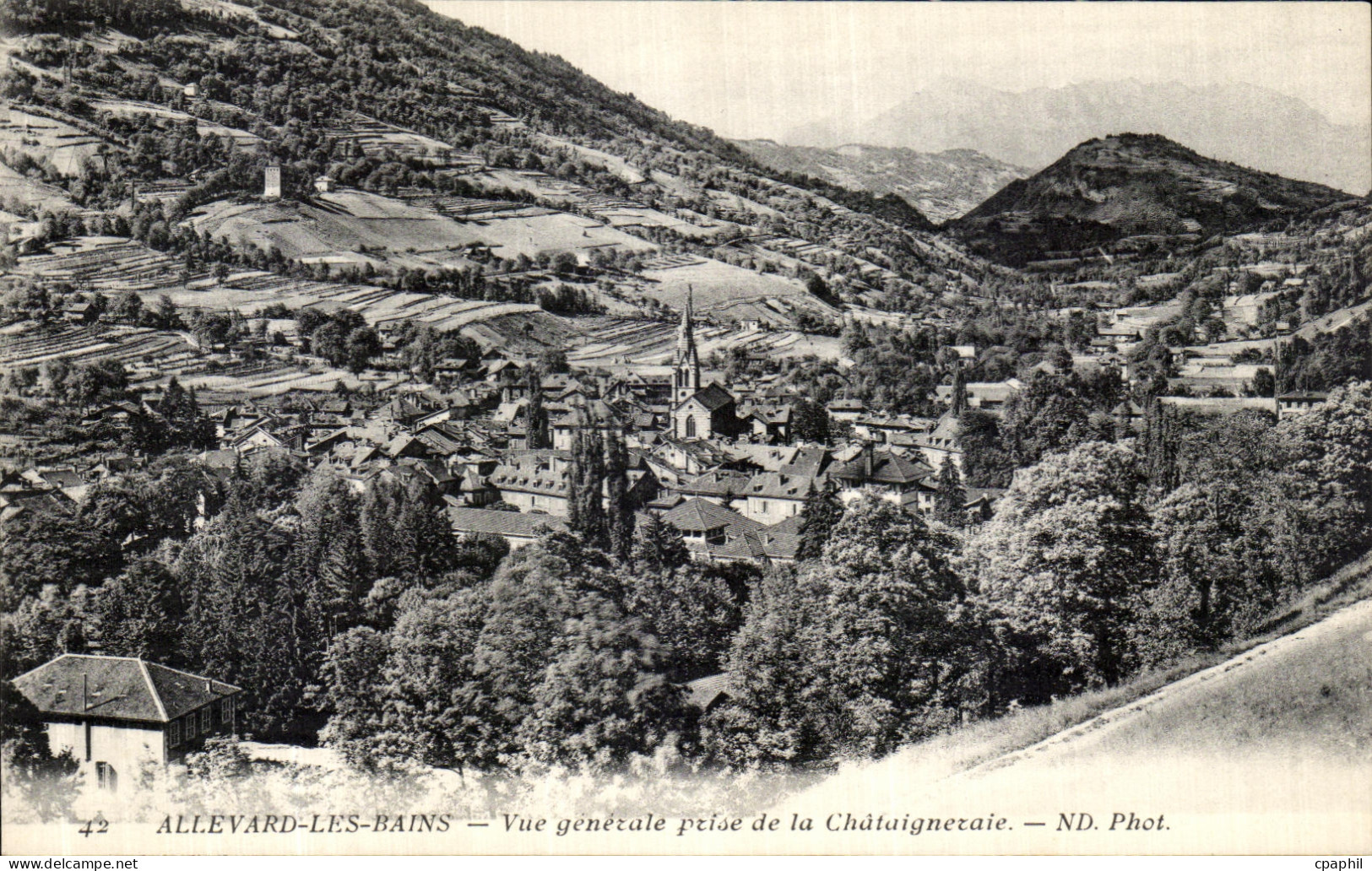 CPA Allevard Les Bains Vue Generale prise de la Chataigneraie