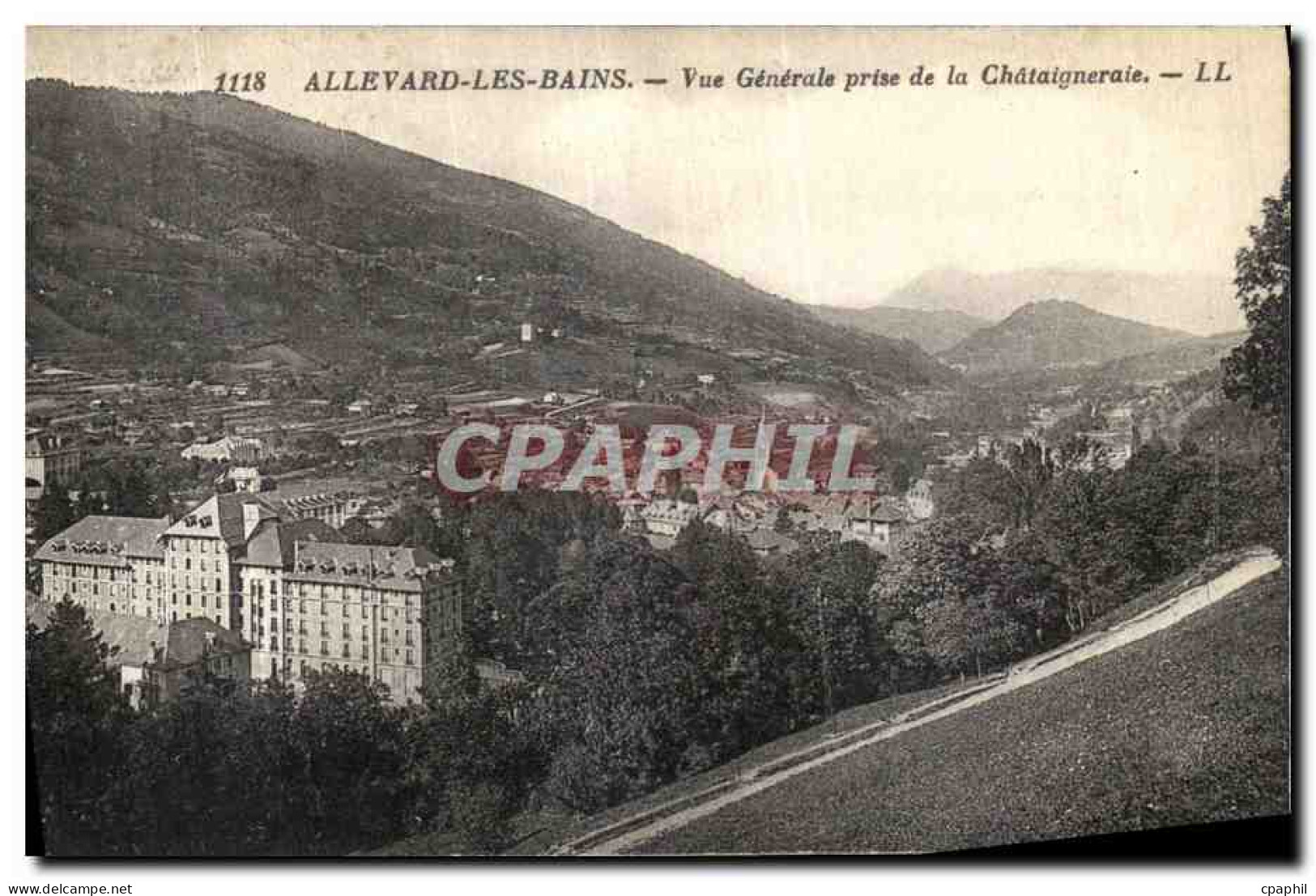 CPA Allevard Les Bains Vue Generale Prise de la Chataigneraie