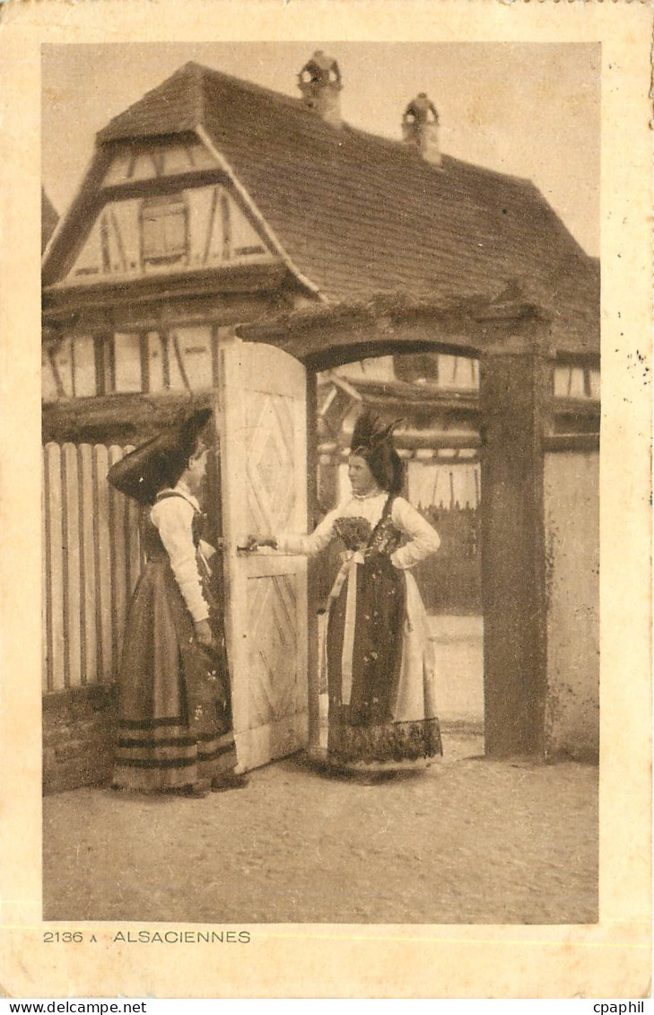 CPA Alsaciennes Folklore Alsace