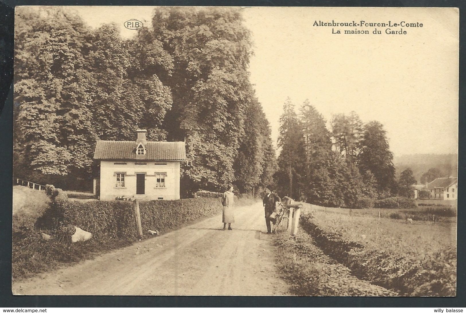 +++ CPA - ALTENBROUCK - FOURON LE COMTE - La maison du garde - P.I.B.  //