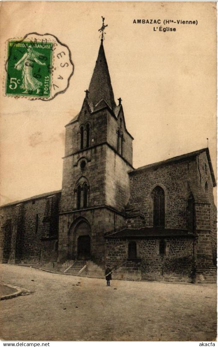 CPA AMBAZAC Église (611081)