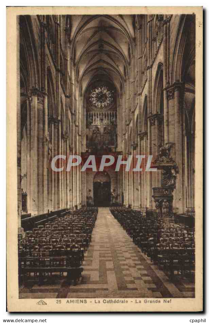 CPA Amiens La Cathedrale La Grande nef Flamme Amiens Sa Confection