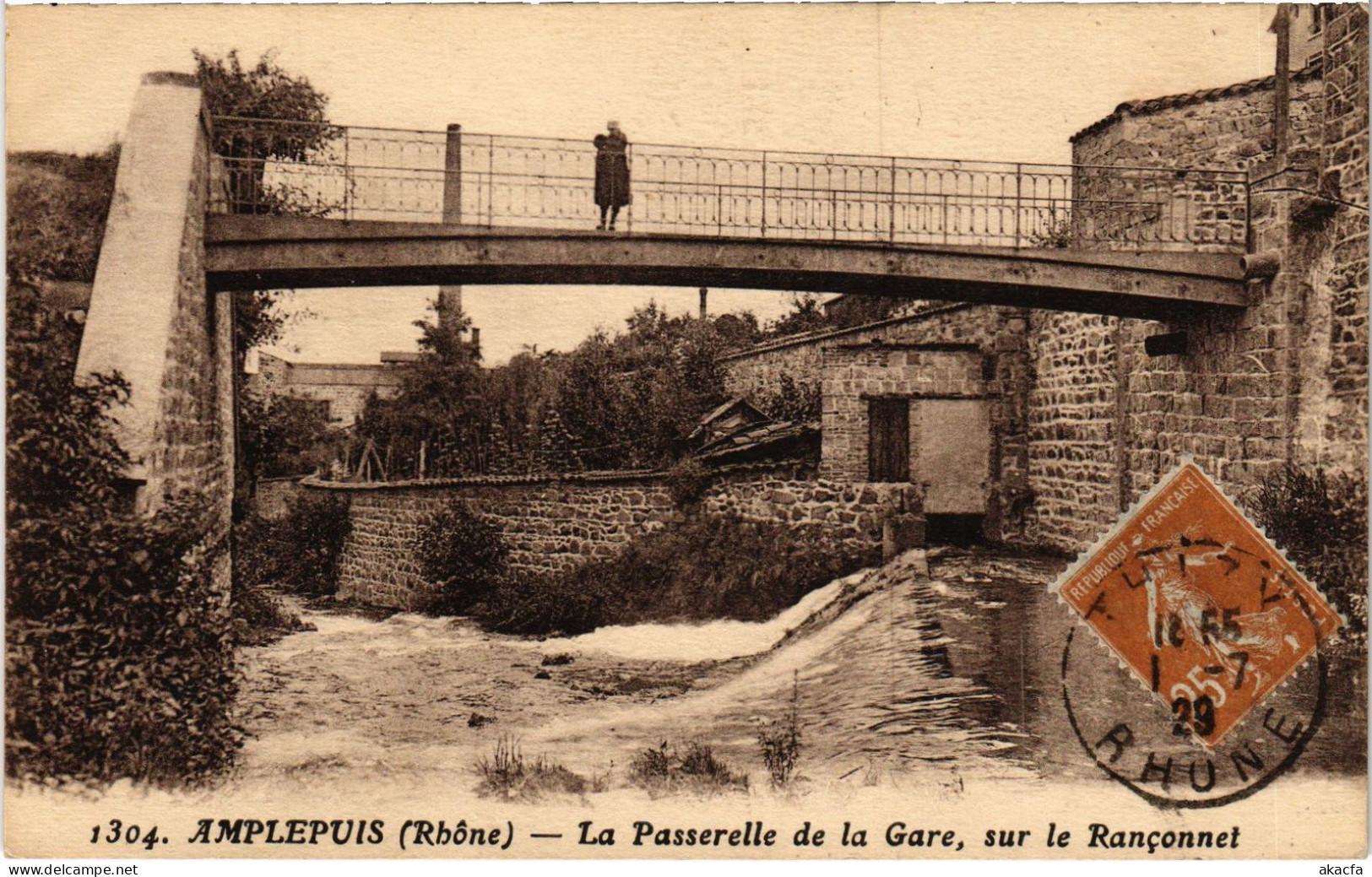 CPA Amplepuis La Passerelle de la Gare (1390547)