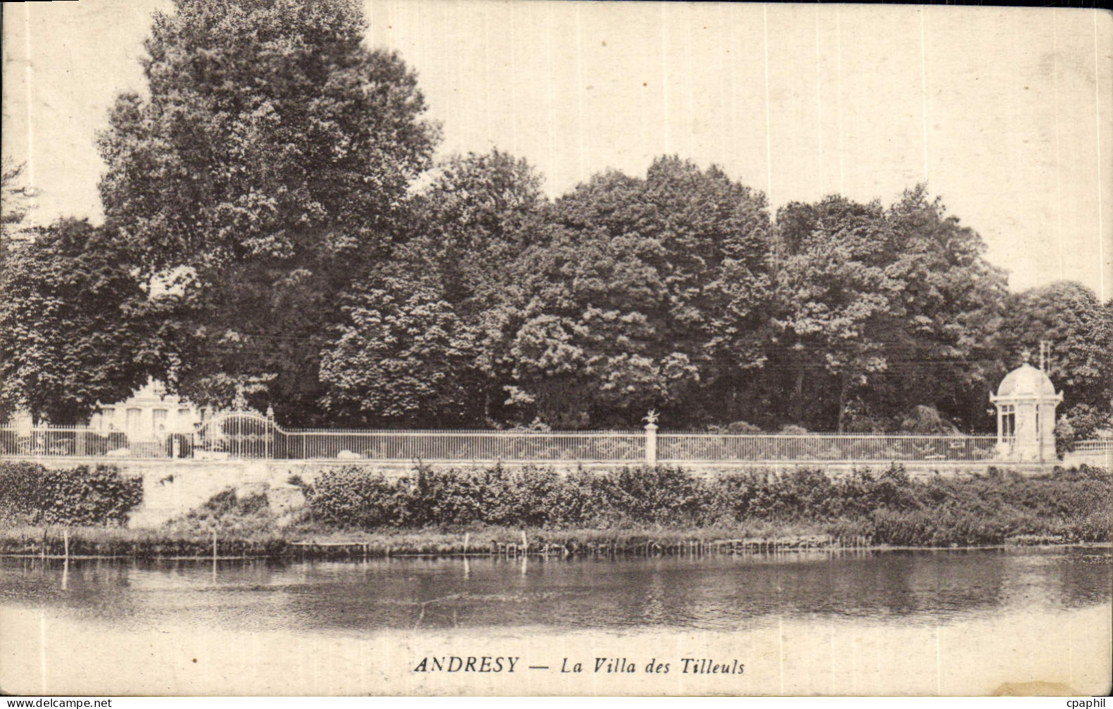 CPA Andresy La Villa des Tilleuls