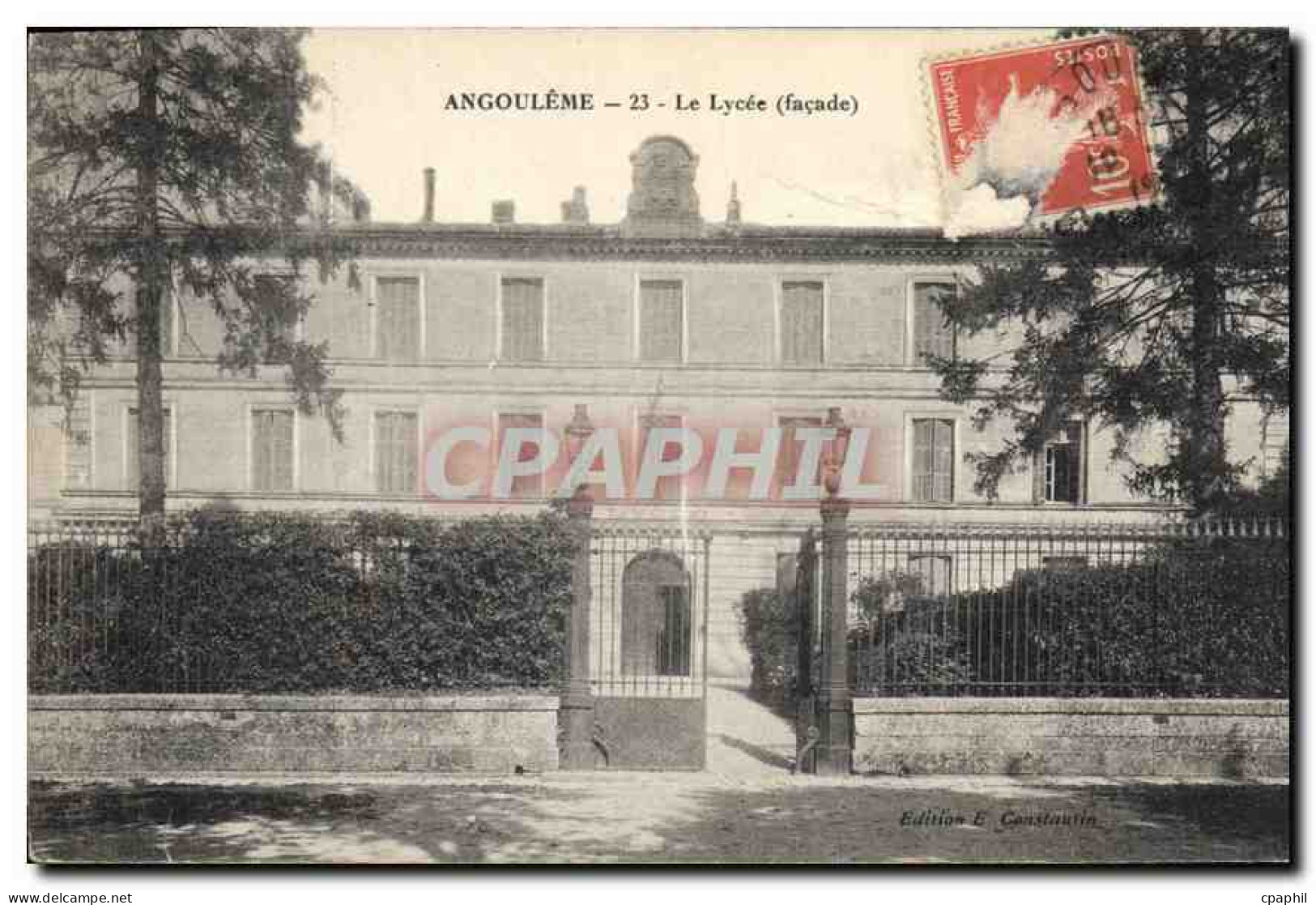 CPA Angouleme Le Lycee (Facade)